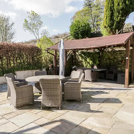 Riverside Holiday home